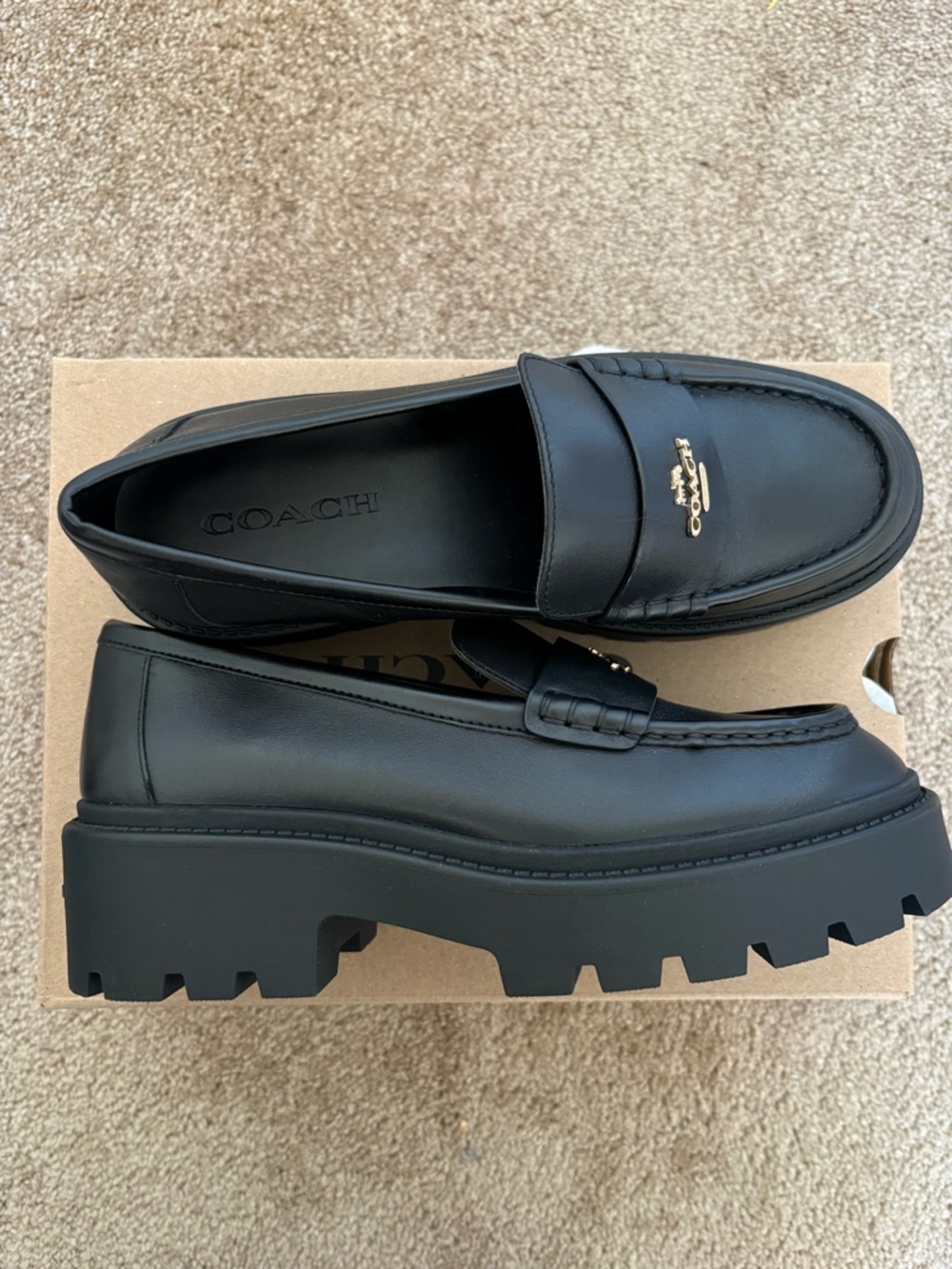 NEW Coach Lucy Leather Loafer , size 8, black - Picture 2 of 8